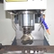 VMC Vertikale CNC-Maschinen-Metall, das Spindel 400kg Max Load BT40 mahlt